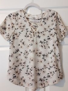 Sienna Sky Womans Sz XS Floral Blouse